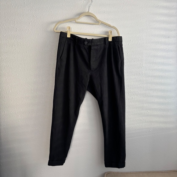 AllSaints Men's Black Tallis Crop Pleated Trousers - Size 32 - Picture 7 of 8